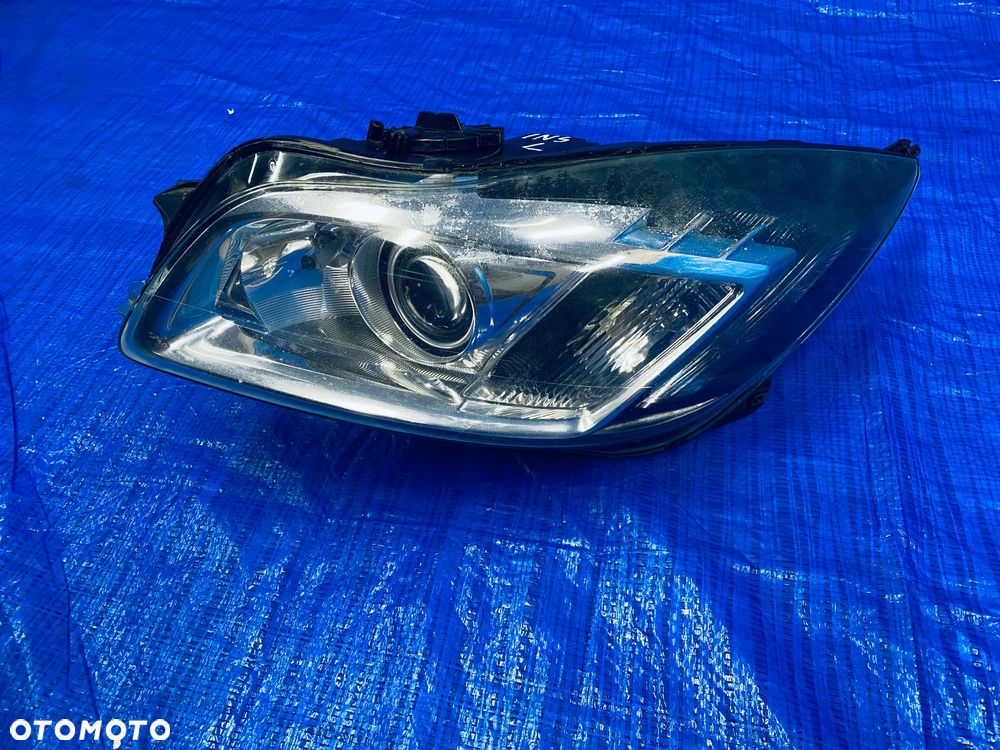 REFLEKTOR LAMPA LEWA PRAWA LEWY PRAWY PRZÓD PRZEDNIA XENON KSENON BI-XENON SKRĘTNY OPEL INSIGNIA A 2008- ; 13226792 13226793 1ZT009631-01 1ZT009631-02 ORYGINAŁ EUROPA - 15