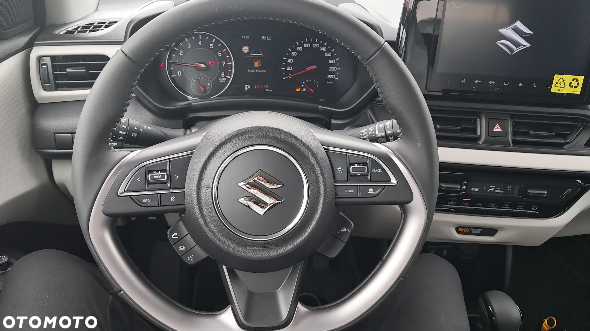 Suzuki Swift - 11