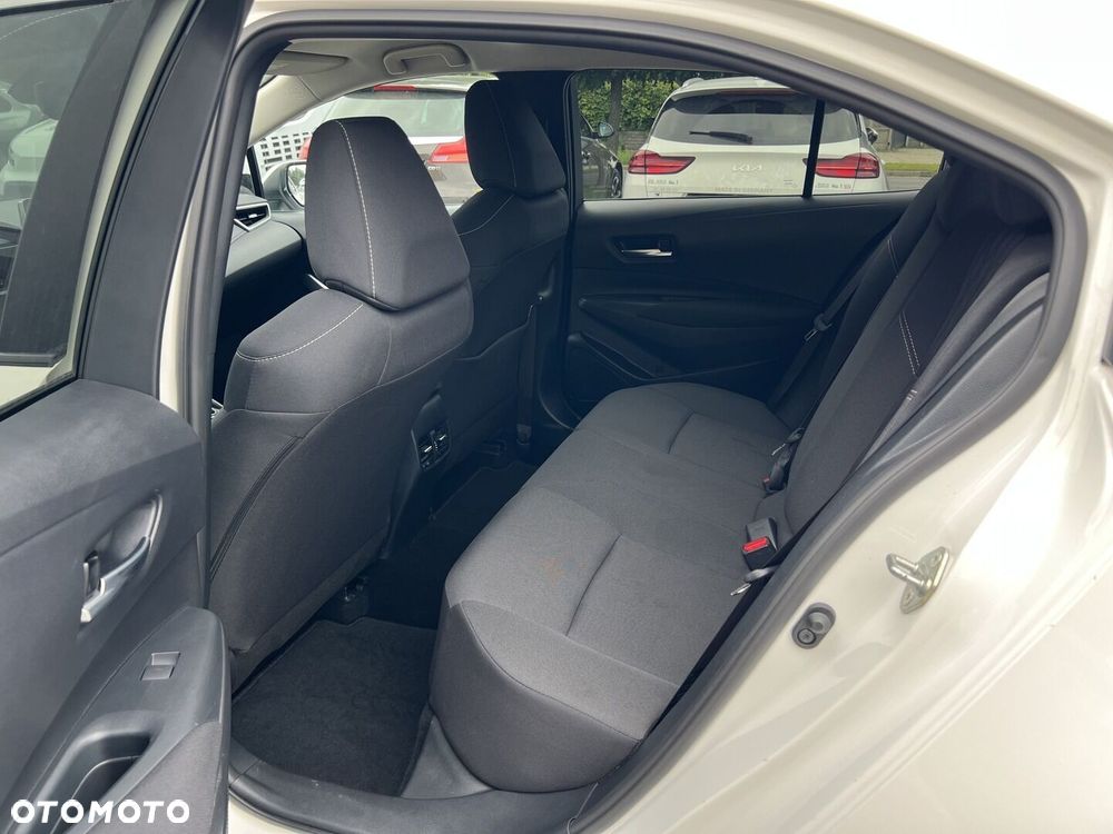 Toyota Corolla - 17