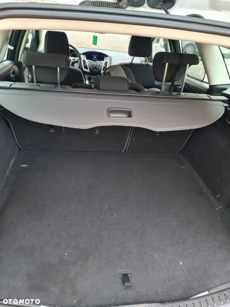 Ford Focus - 13