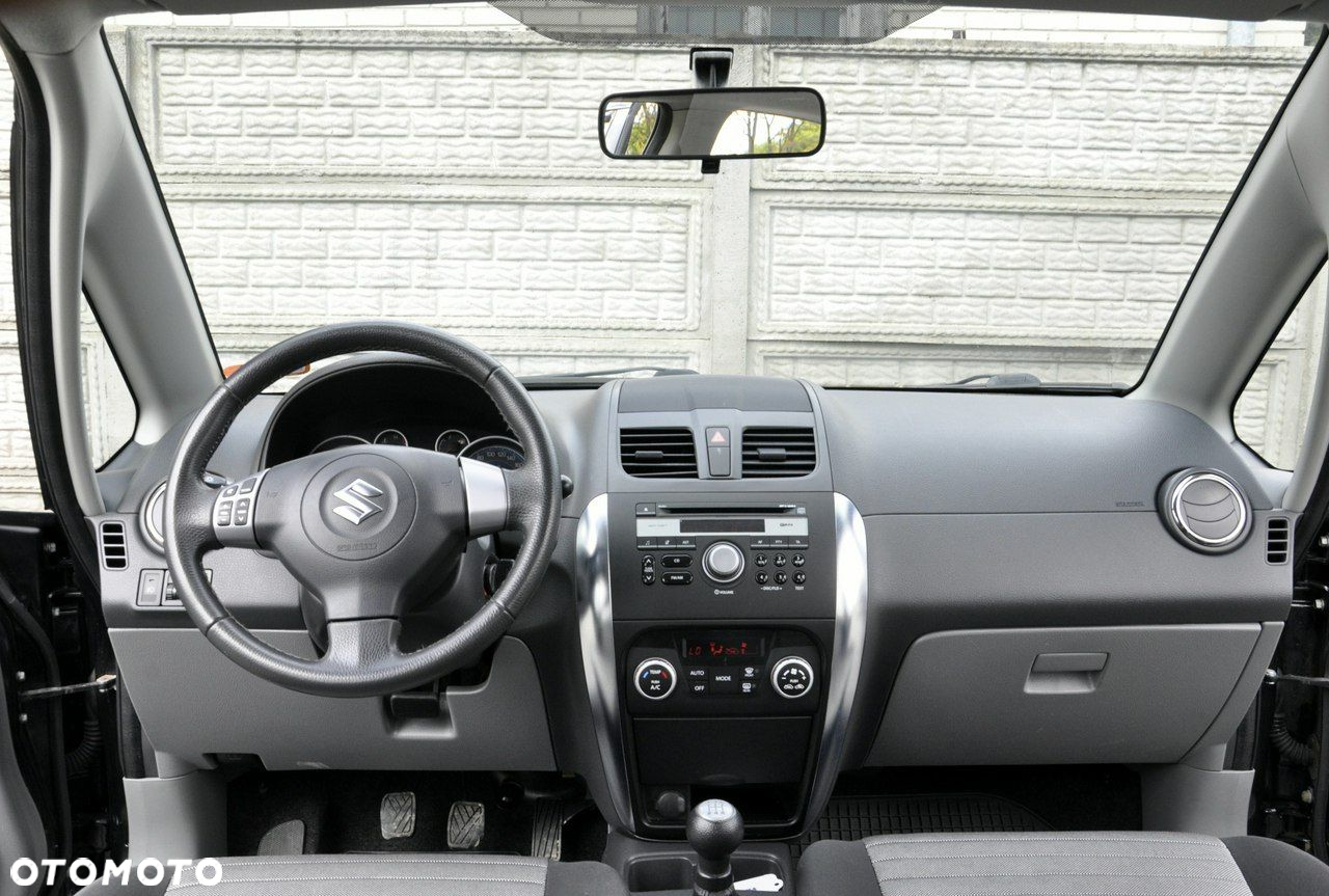 Suzuki SX4 1.6 Premium - 5