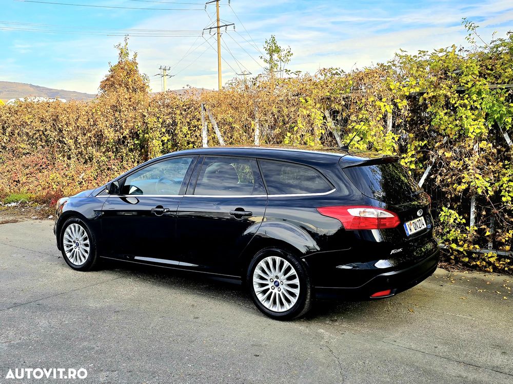 Ford Focus - 12