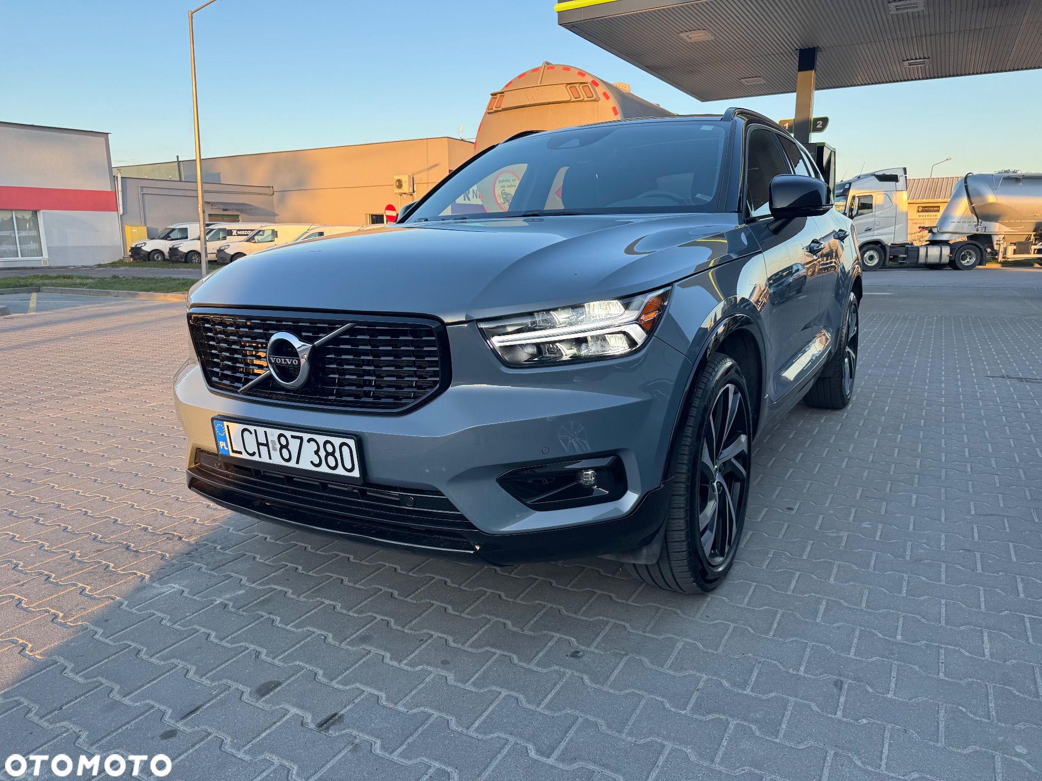 Volvo XC 40 T5 AWD R-Design - 1
