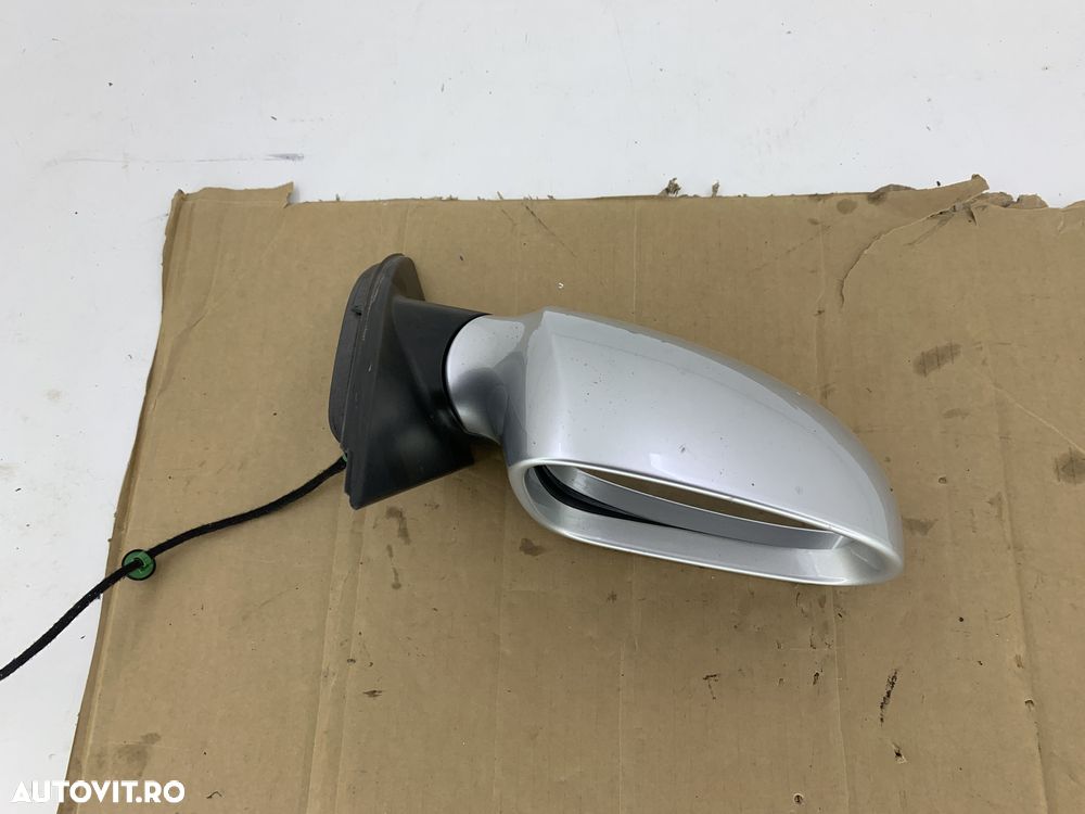 Dezmembrez Oglinda dreapta de pe VW PASSAT B6 2005-2010 - 2