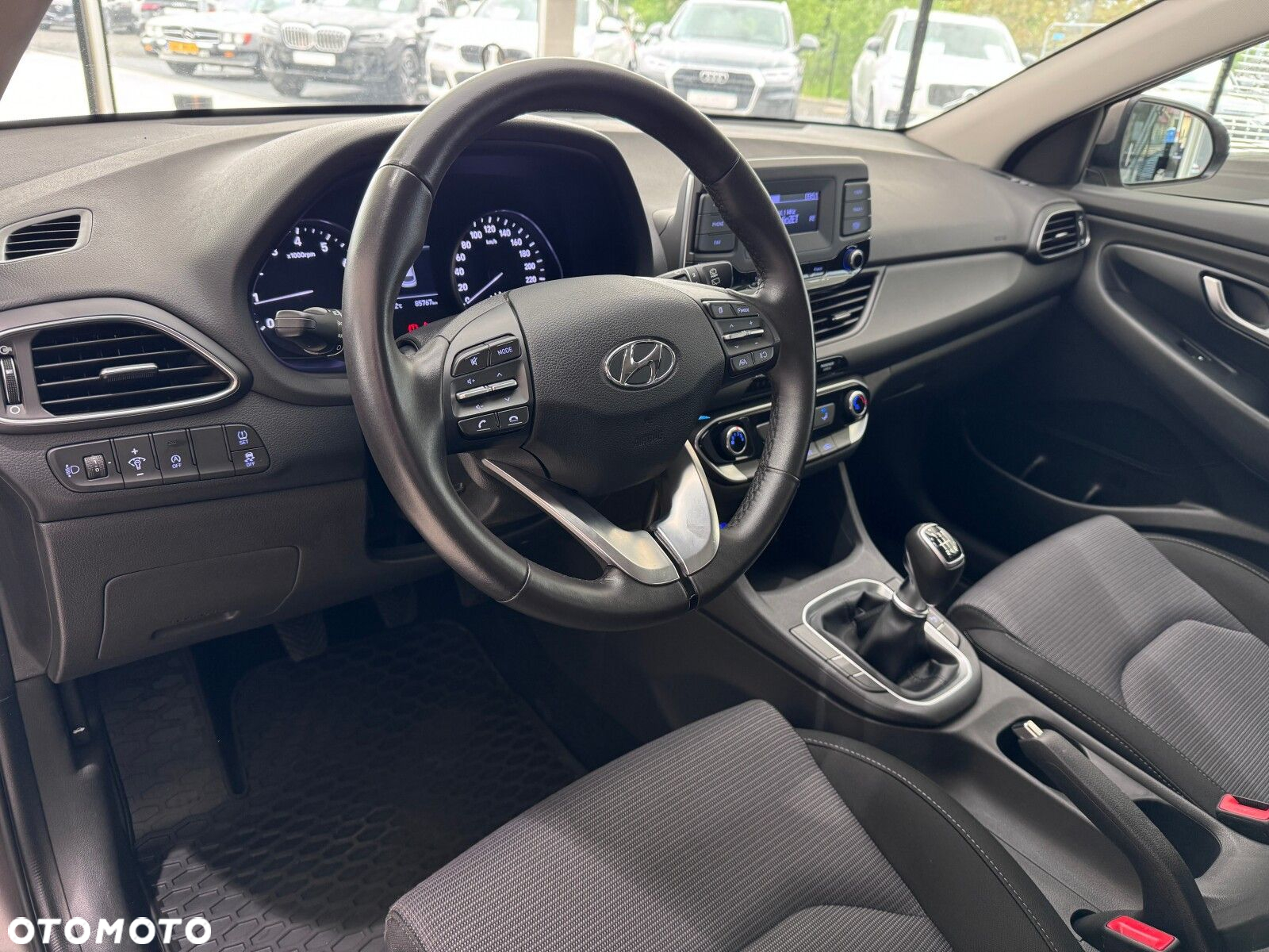 Hyundai i30 1.5 DPI Classic + - 8