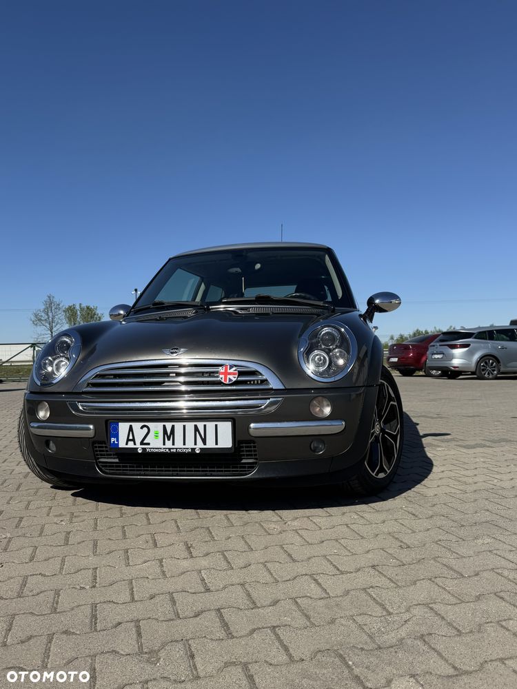 MINI ONE - 1