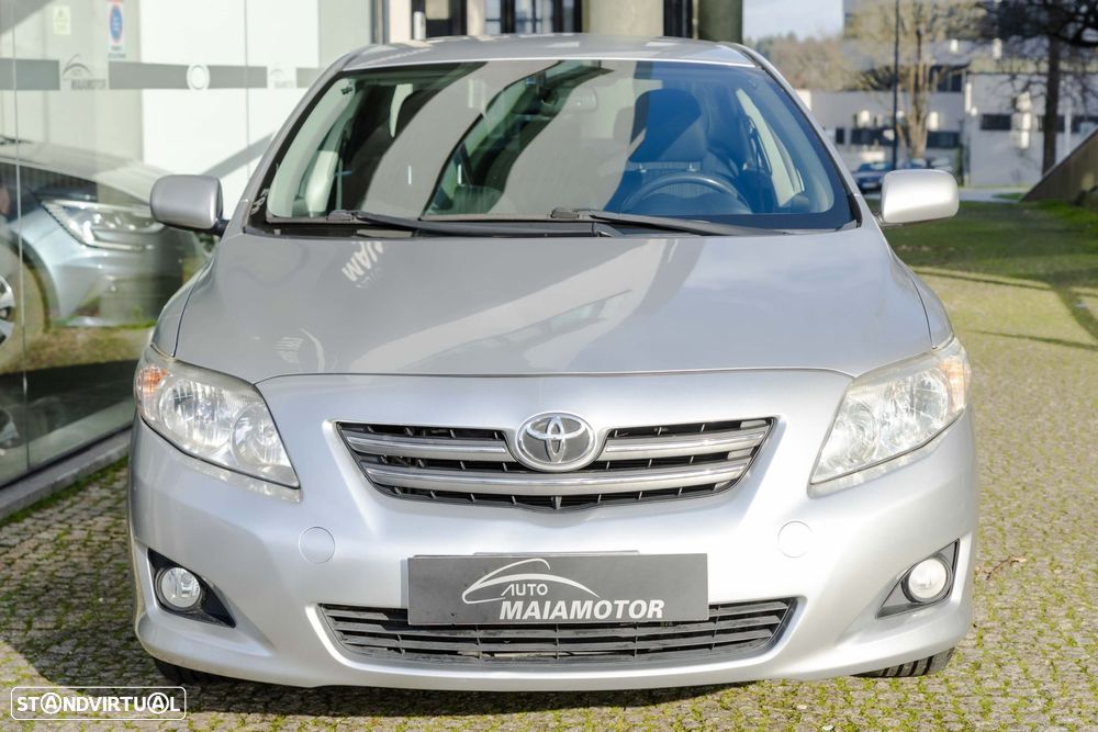 Toyota Corolla 1.4 D-4D Exclusive MM - 4