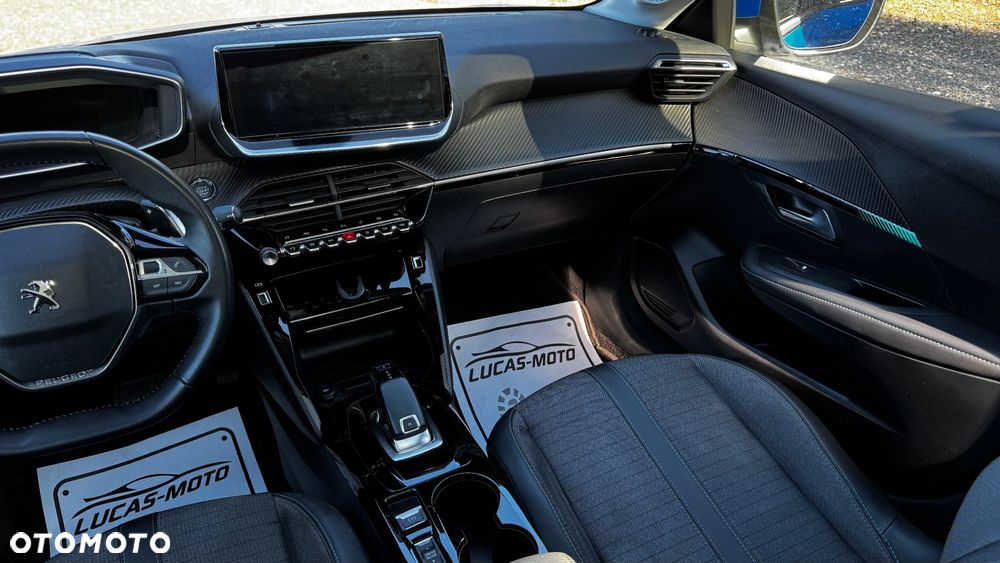 Peugeot 208 PureTech 130 EAT8 Allure - 31