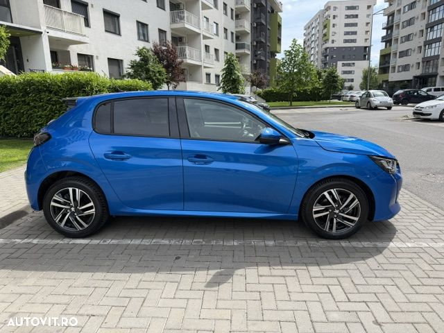 Peugeot 208 - 21
