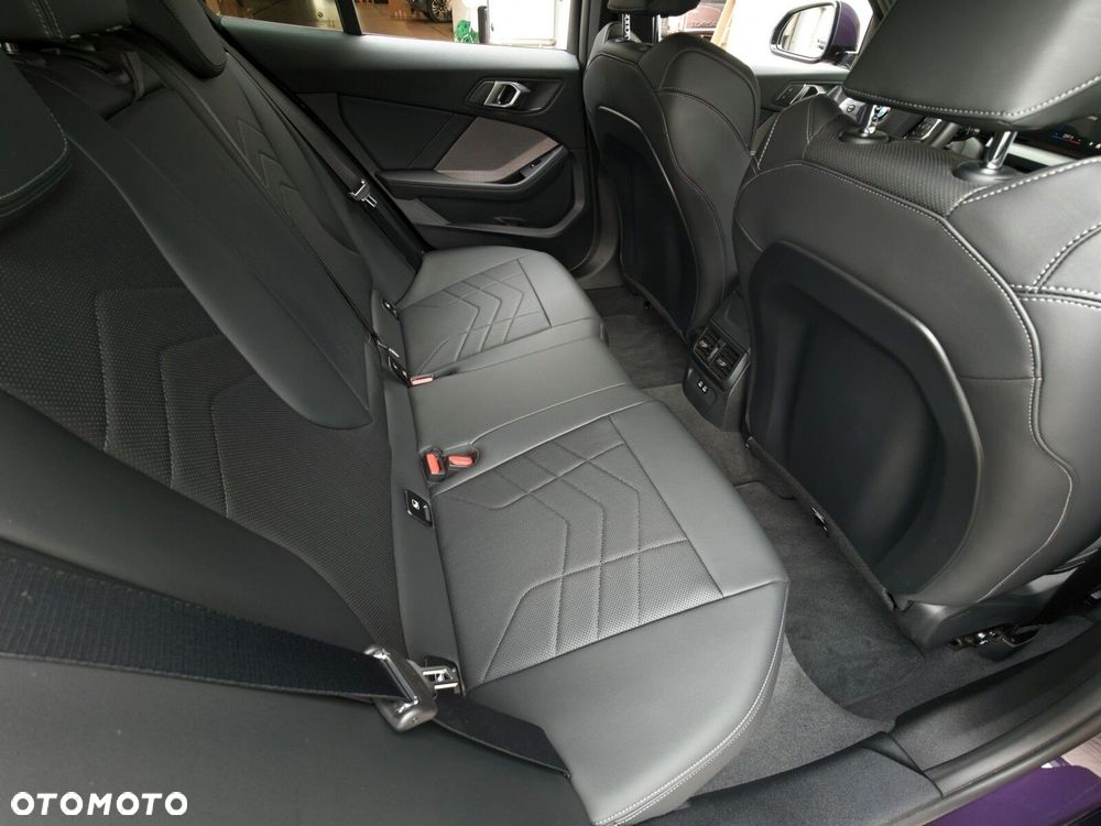 BMW Seria 1 - 12