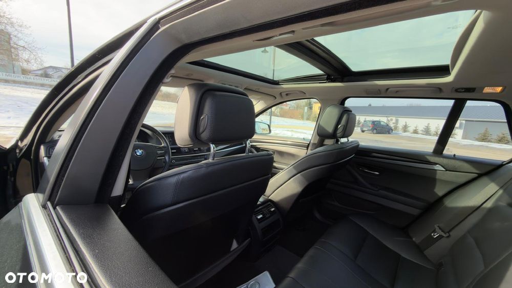 BMW Seria 5 520d - 13