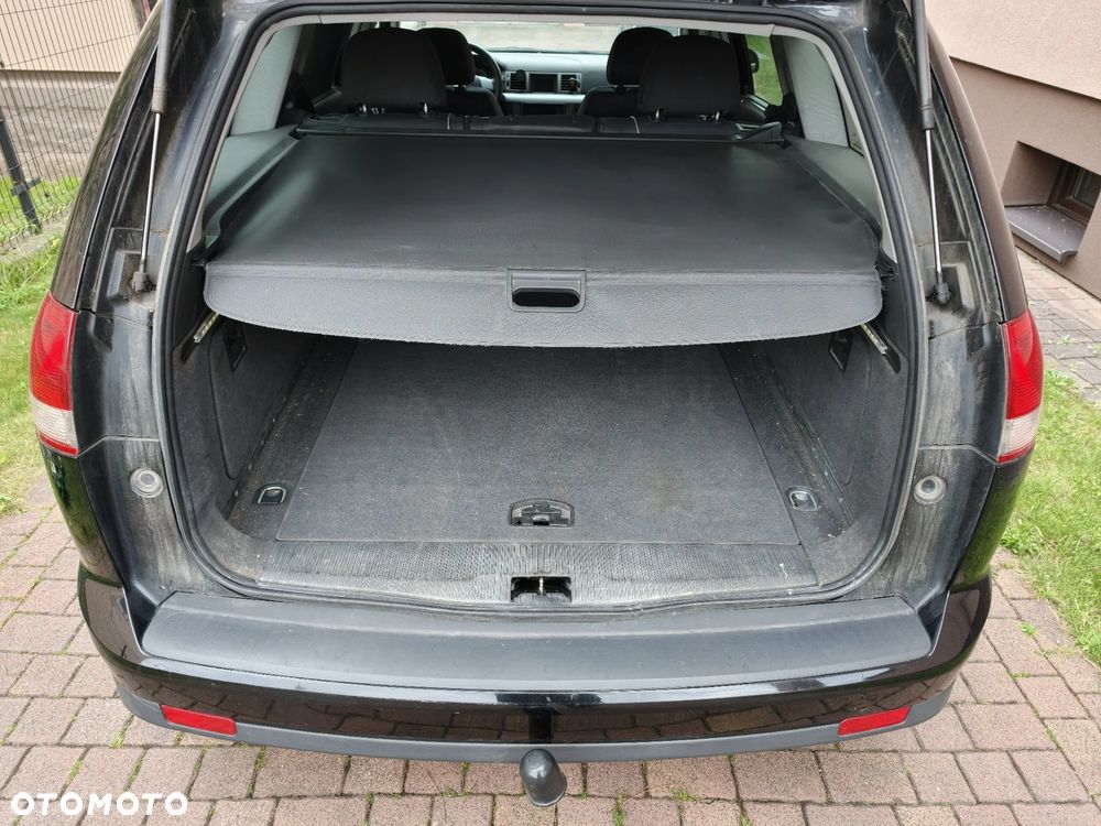 Opel Vectra 1.8 CDX - 24