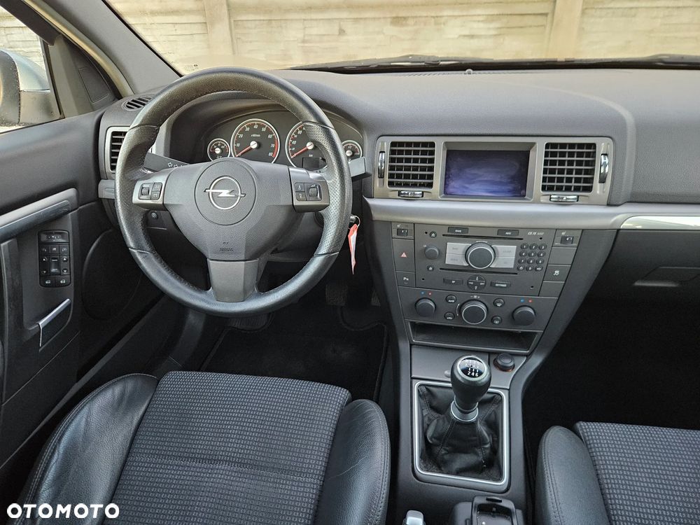 Opel Vectra 2.2 GTS - 14