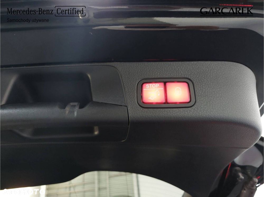 Mercedes-Benz GLB 200 4-Matic AMG Line 8G-DCT - 16