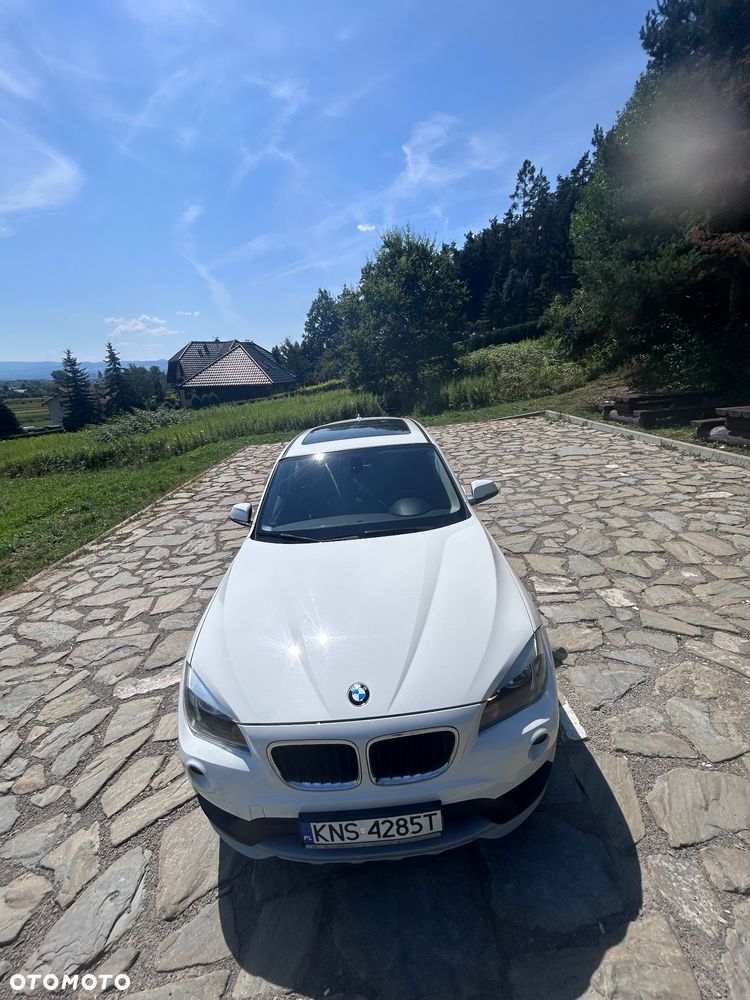 BMW X1 xDrive18d - 11