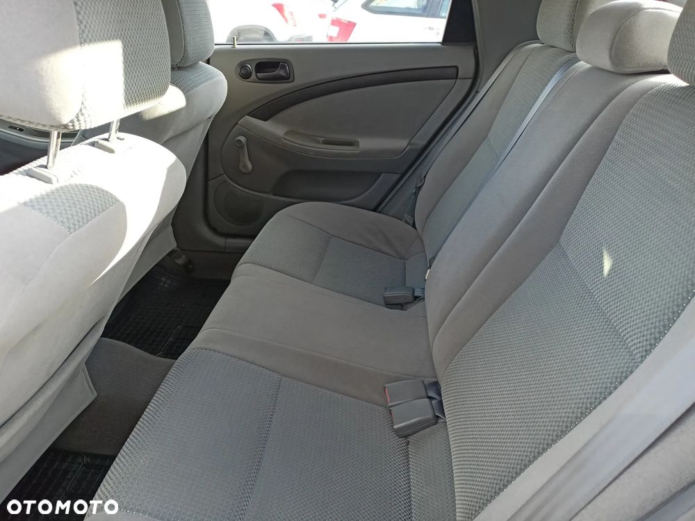 Chevrolet Lacetti - 13