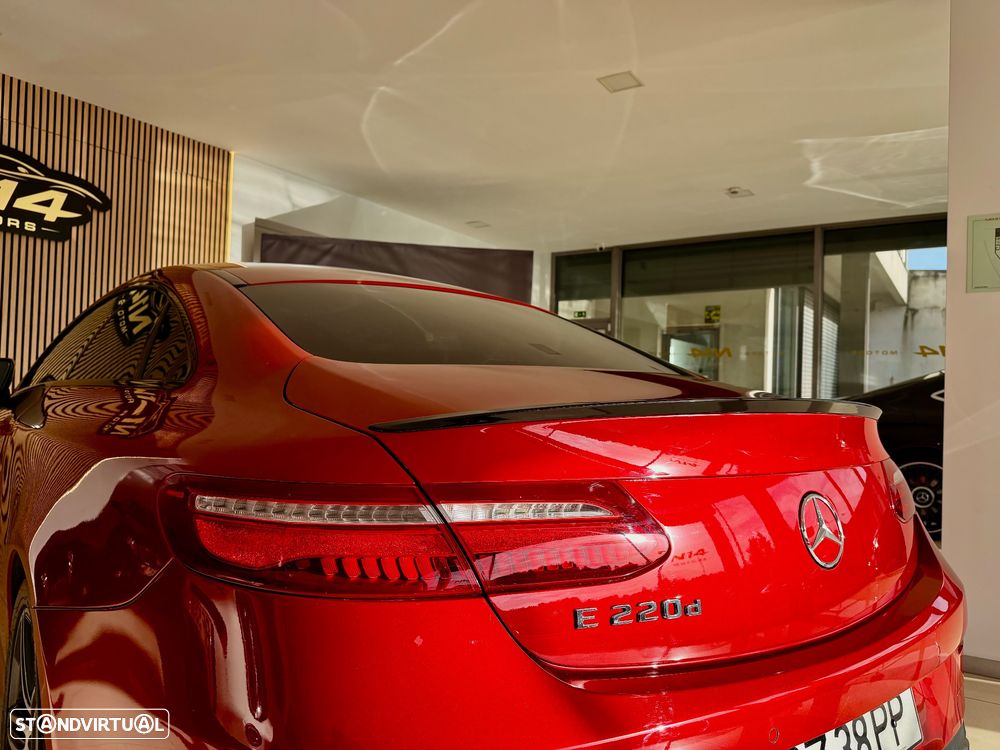 Mercedes-Benz E 220 d AMG Line - 12