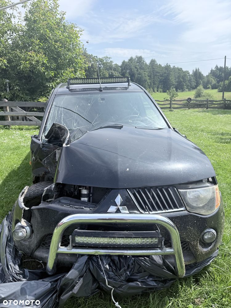 Mitsubishi L200 - 1