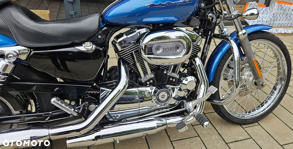 Harley-Davidson Sportster Custom 1200C - 20