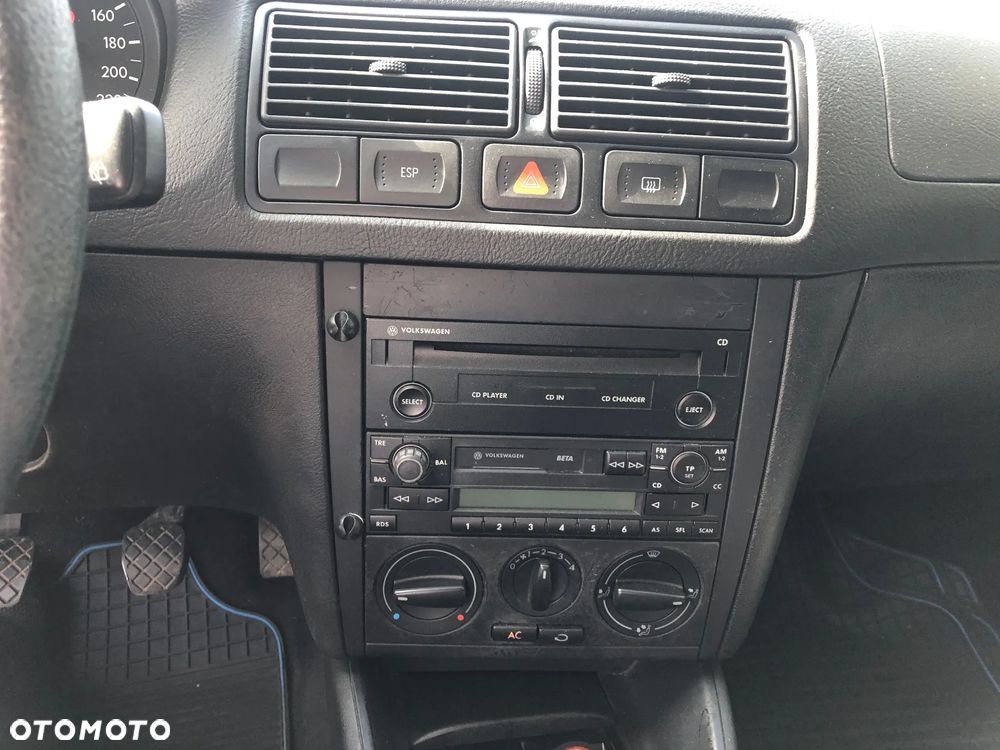 Volkswagen Golf - 19