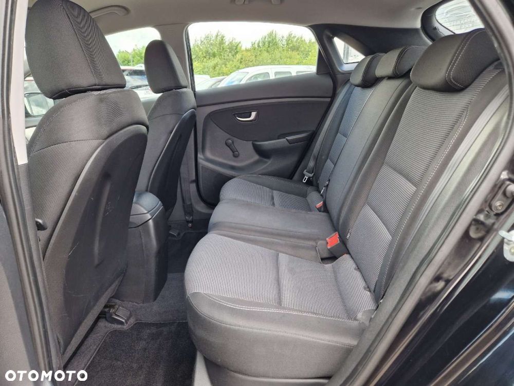 Hyundai i30 1.6 GDI Style - 8