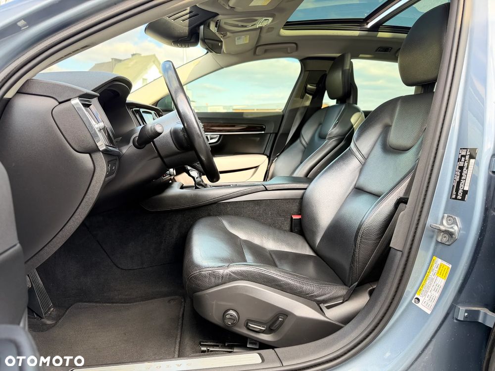 Volvo S90 T5 Momentum - 11