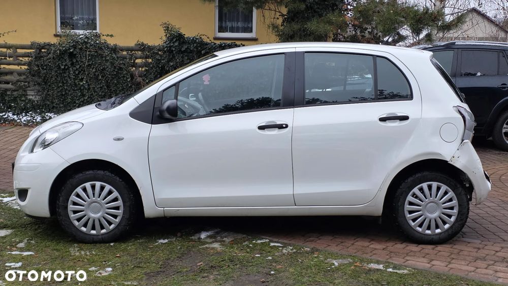 Toyota Yaris 1.0 VVT-i Cool - 5