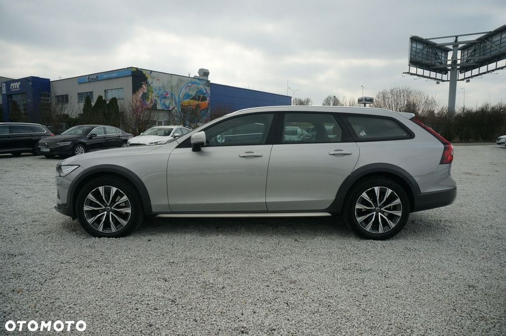 Volvo V90 Cross Country B5 D AWD Ultimate - 11