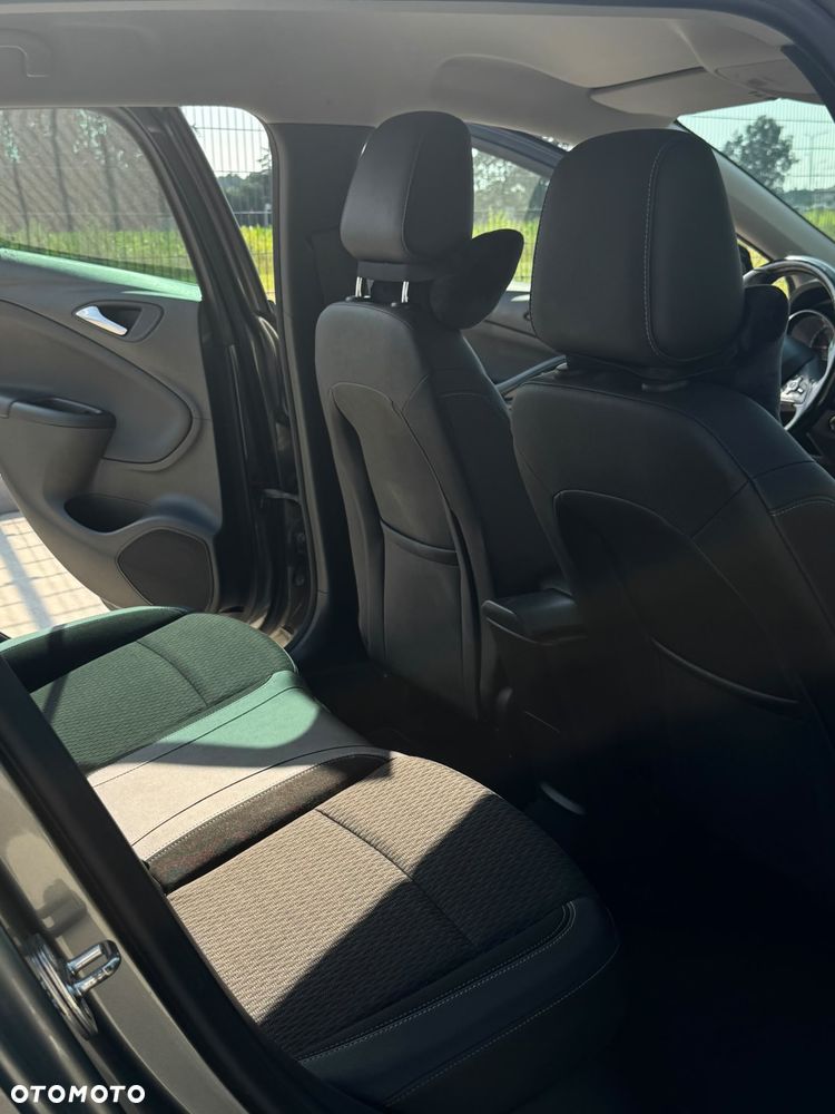 Opel Astra 1.4 Turbo Start/Stop Automatik Innovation - 17