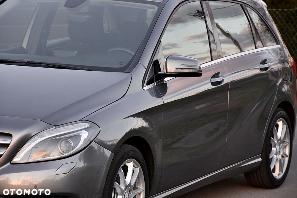 Mercedes-Benz Klasa B 180 BlueEFFICIENCY Edition Style - 10