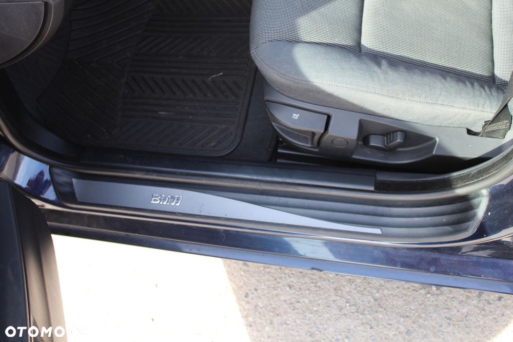 LISTWY NAKŁADKI PROGOWE WEWNĘTRZNE BMW SERIA 5 E60 - 6