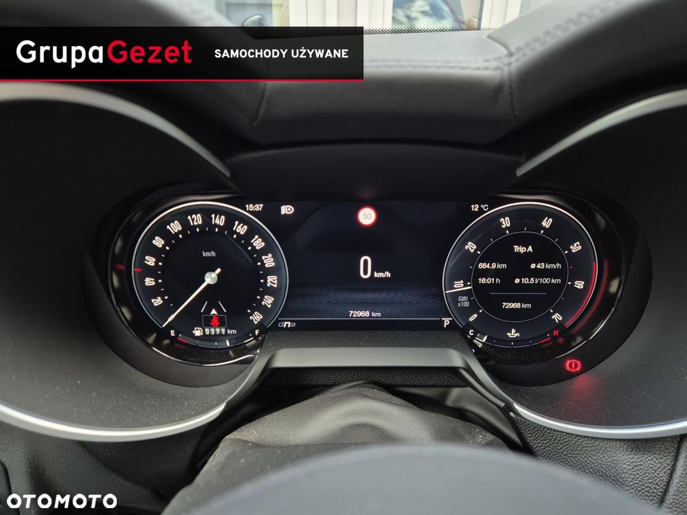 Alfa Romeo Stelvio - 18