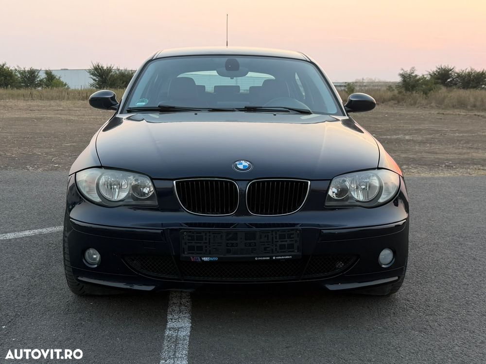 BMW Seria 1 120i Aut. - 1