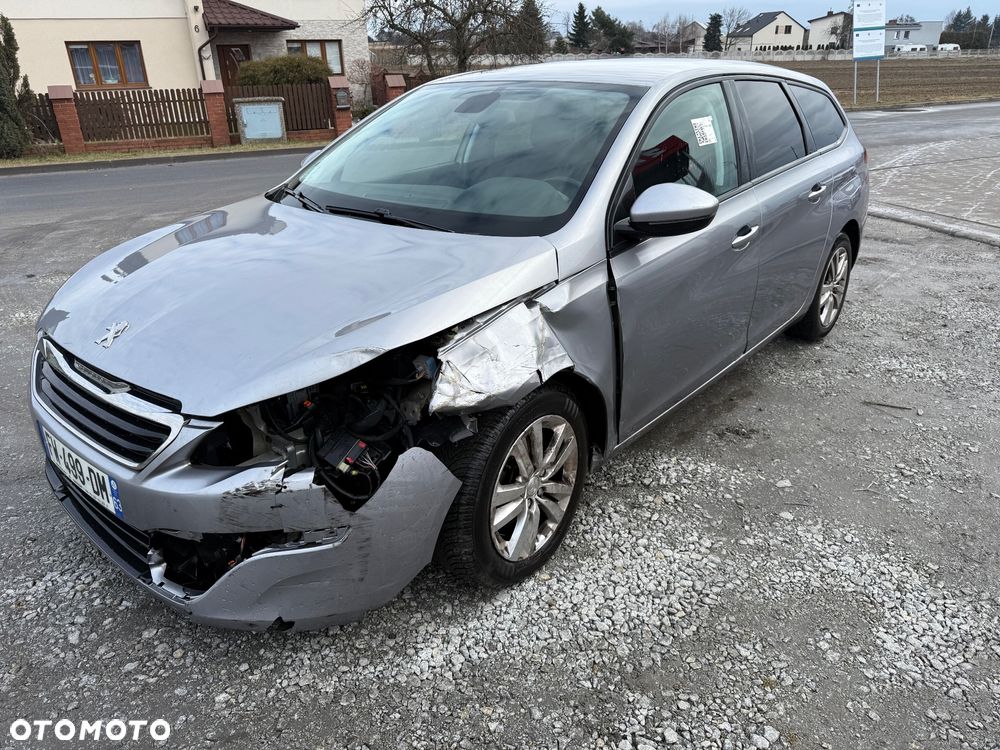Peugeot 308 - 3