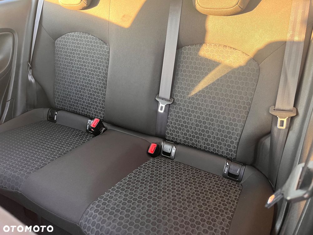 Opel Corsa 1.2 16V Enjoy - 18