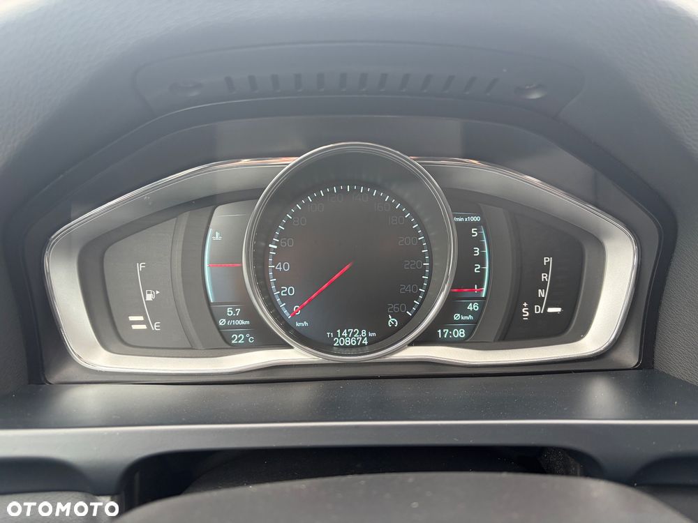 Volvo V60 D2 Momentum - 10