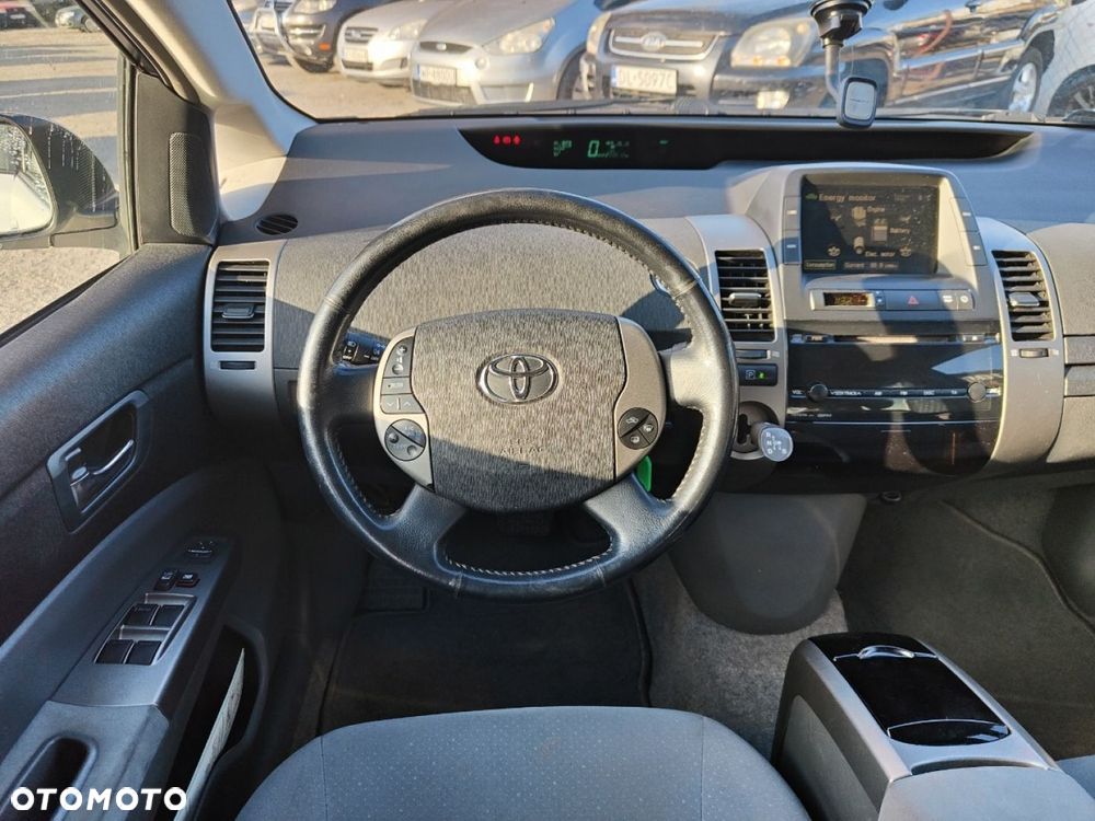 Toyota Prius - 6