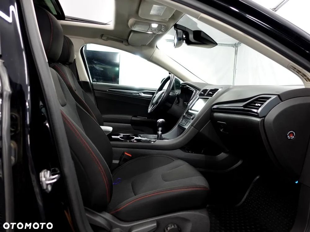 Ford Mondeo 2.0 TDCi ST-Line - 13