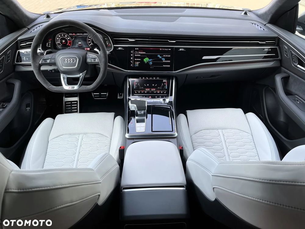 Audi RS Q8 - 27