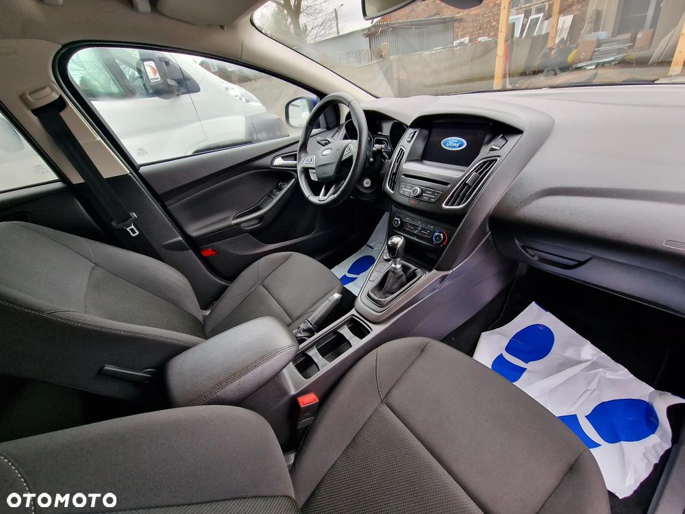 Ford Focus 1.0 EcoBoost Start-Stopp-System TITANIUM - 15