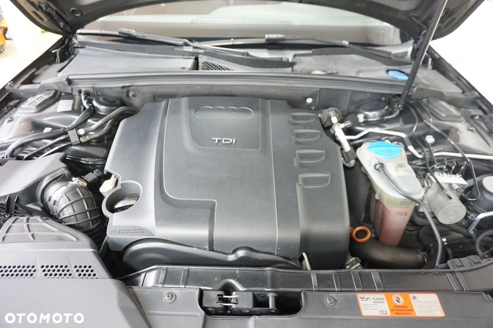 Audi A4 Avant 2.0 TDI DPF Ambiente - 11