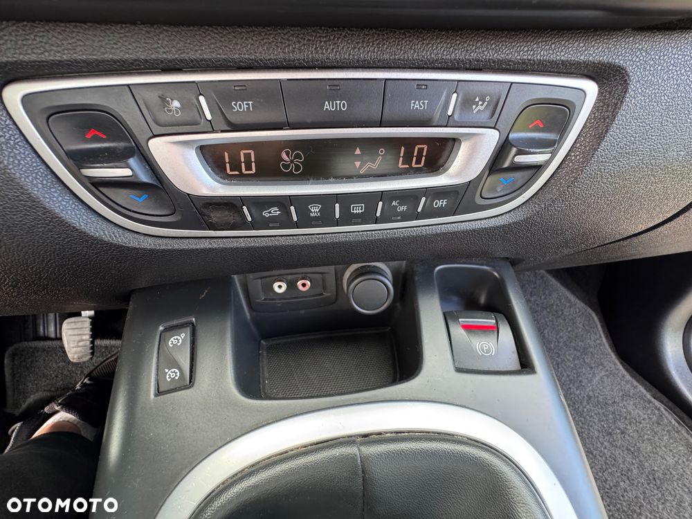 Renault Scenic - 35