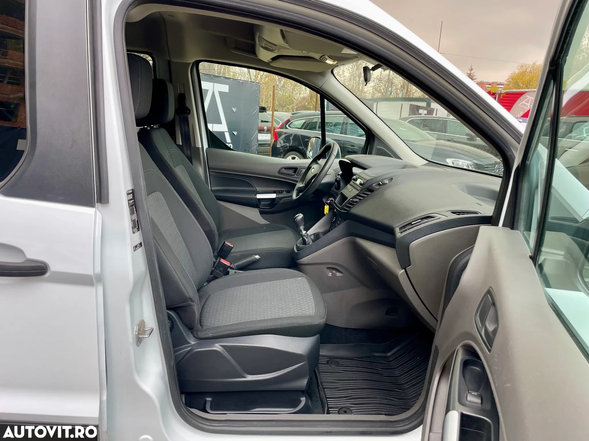 Ford Transit Connect 1.5 EcoBlue 100CP 6MT Kombi L2 Trend - 18
