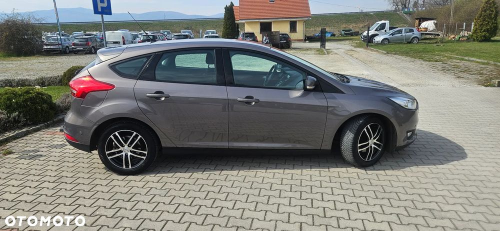 Ford Focus - 3