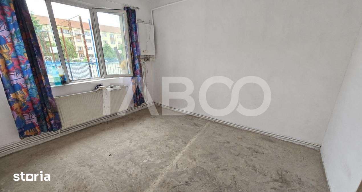 Garsoniera de vanzare de renovat 20mp in zona Terezian Sibiu — fotografia 2
