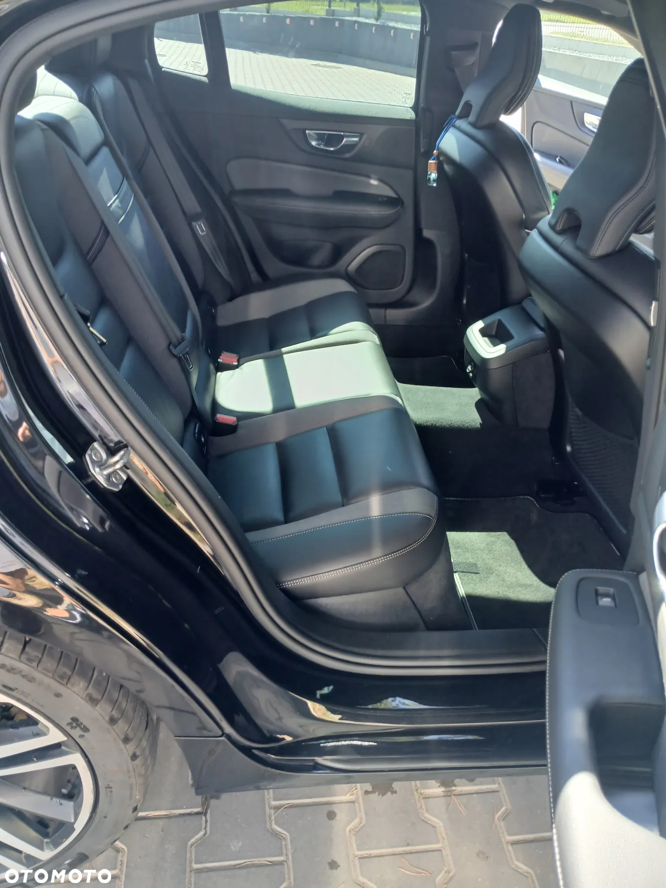 Volvo S60 T4 R-Design - 14