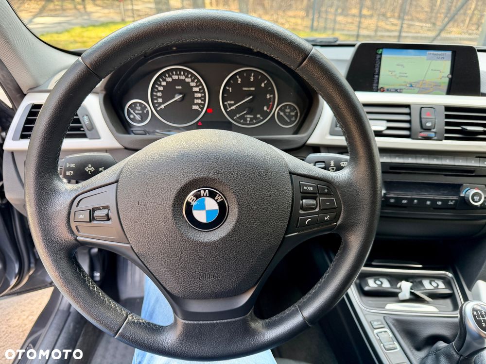 BMW Seria 3 316d Sport Line - 20