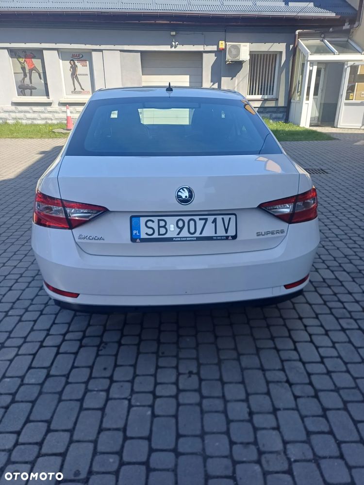 Skoda Superb 2.0 TDI Active - 3