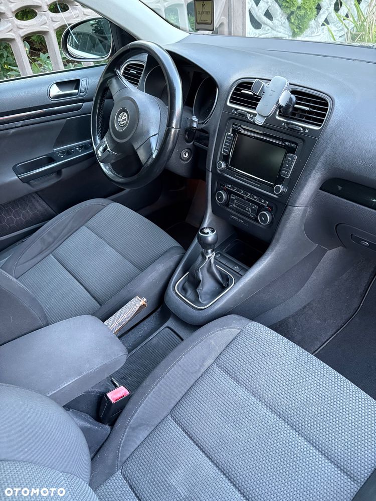Volkswagen Golf - 5