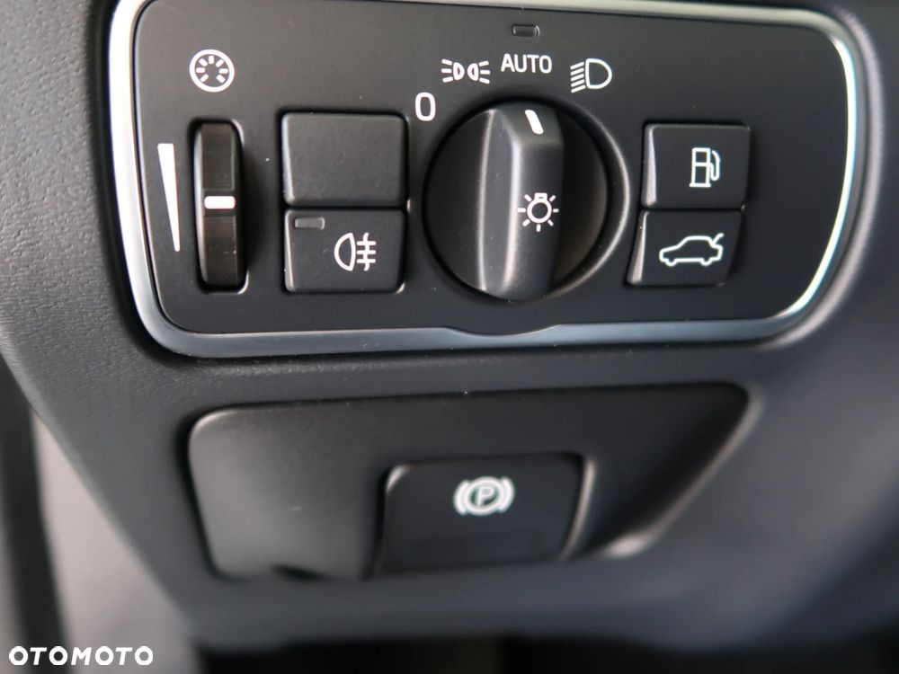 Volvo V60 Cross Country T5 AWD Geartronic - 17